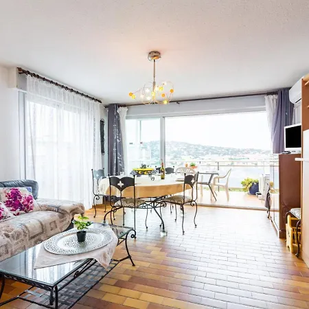 Les Coteaux Du Preconil-5 By Interhome Apartment *