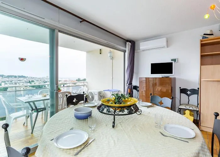 Appartamento Les Coteaux Du Preconil-5 By Interhome *