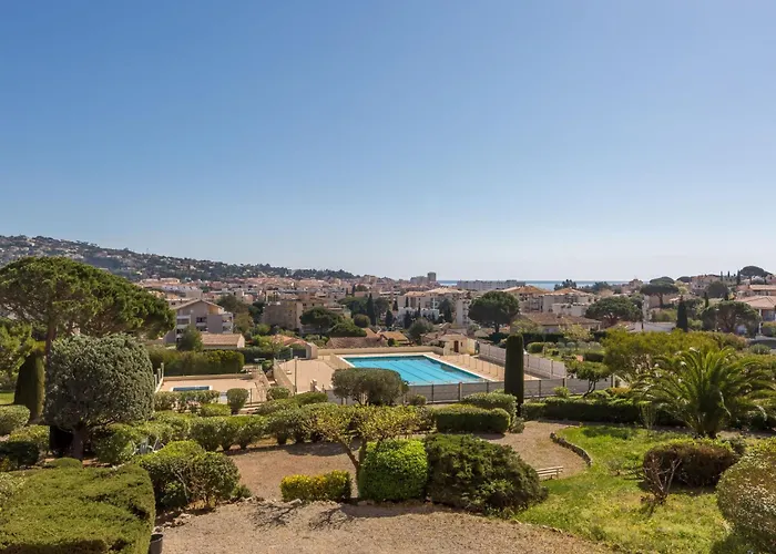 Les Coteaux Du Preconil-5 By Interhome Appartamento